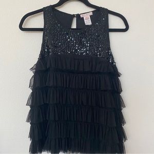 Cute girly blouse top!